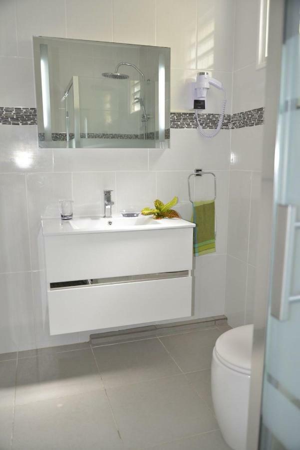 Residence Kay Mamy Zet Le Francois Ngoại thất bức ảnh